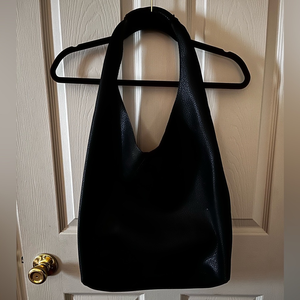 Large black tote bag VEGAN LEATHER SLOUCHY TOTE